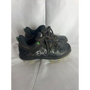 Under Armour Boy's Harper 8 Mid TPU Jr Baseball Shoe Size 1.5Y Black